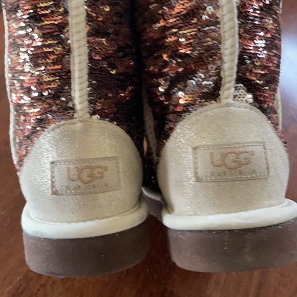 Shiny brown/silver UGG boots in size 8 - Picture 4 of 4